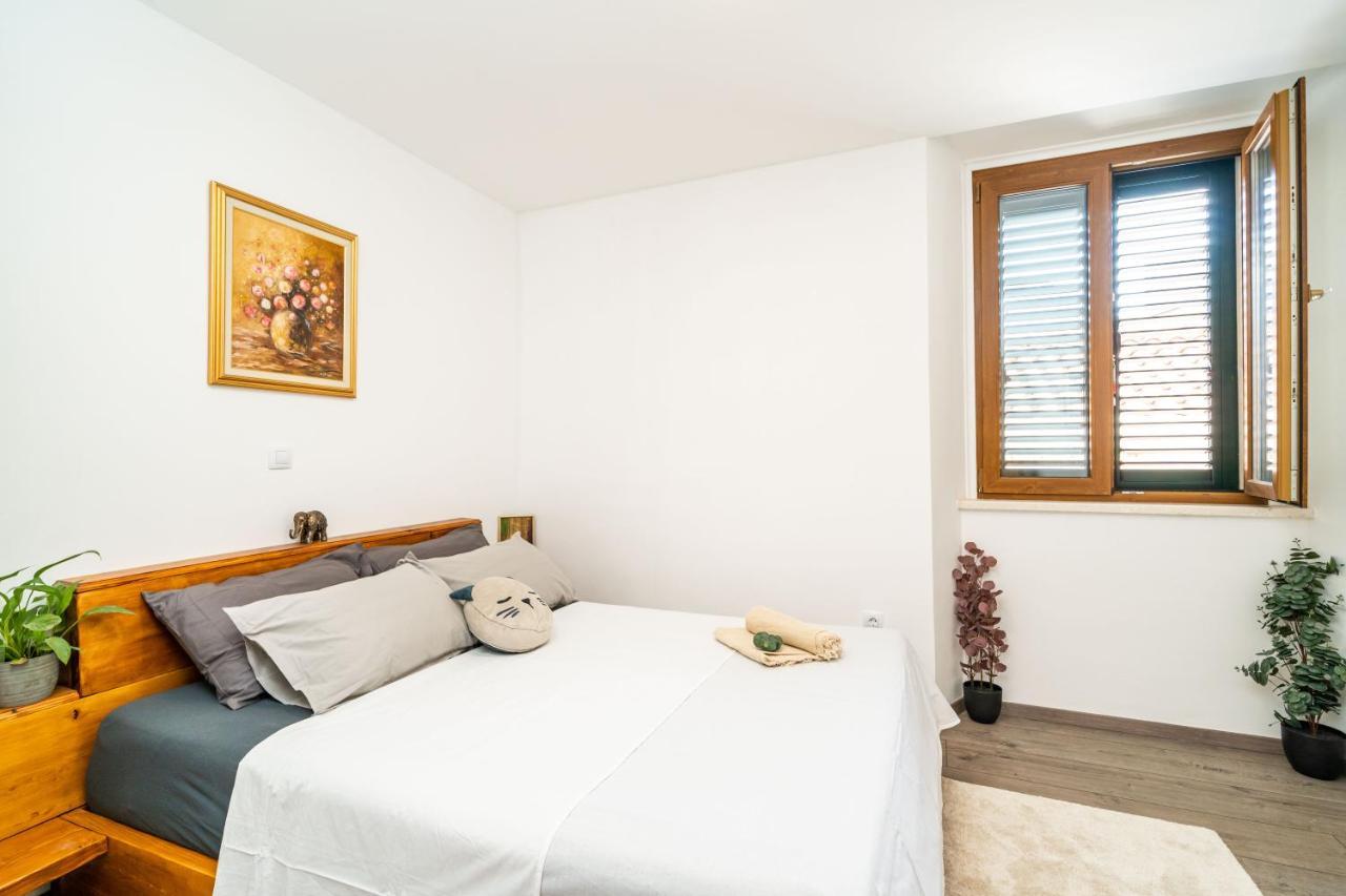 Stone Oasis Vito Appartement *
