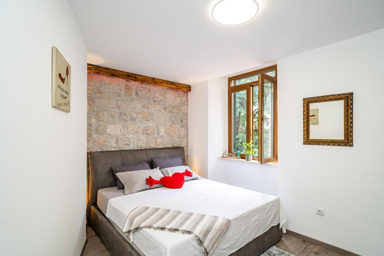 Stone Oasis Vito